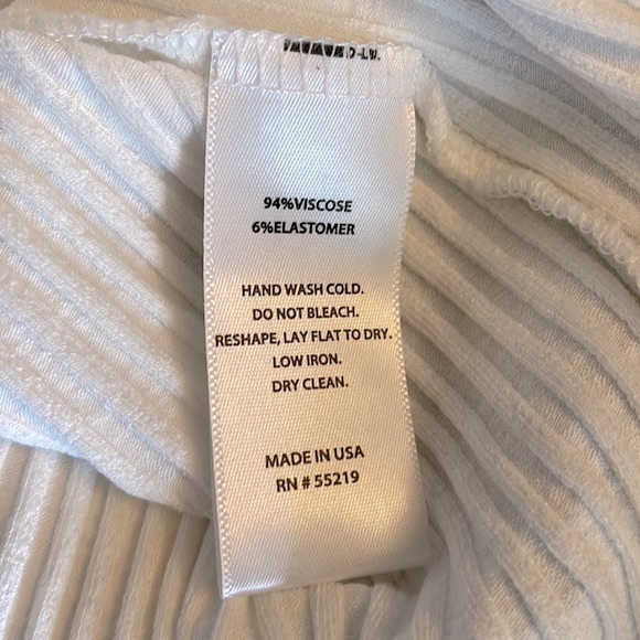 David Lerner New York Viscose Blend Ribbed Racerback White Tank Top Size S - Picture 8 of 9
